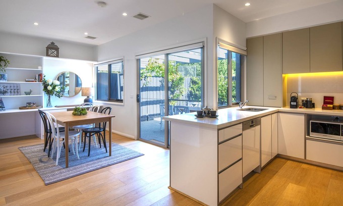 New Gisborne Casa | Mews Cottages