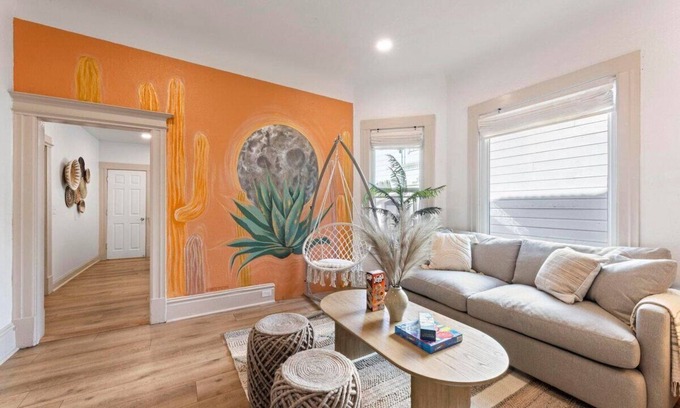 Downtown Sacramento Casa | Mexican Desert-Inspired Casita in DT Sacramento