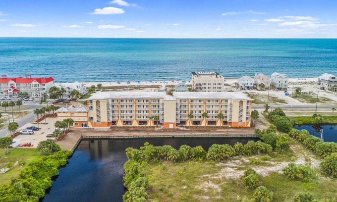 Mexico Beach Condominio | Mexico Beach - Summerhouse by PHG