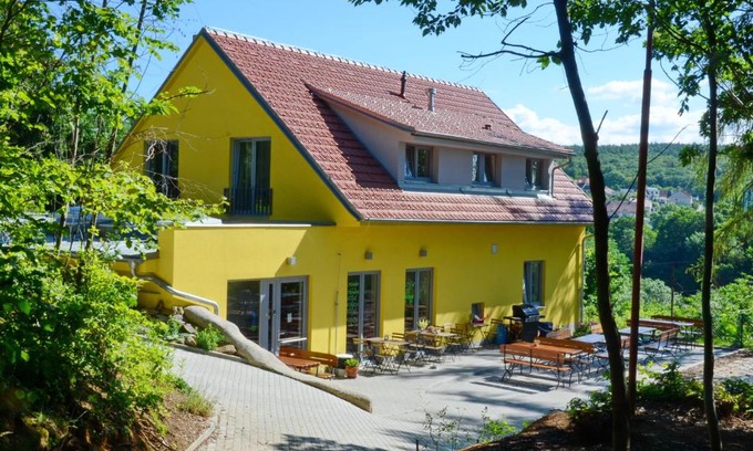 Mokra-Horakov Casa | Mezi Stromy