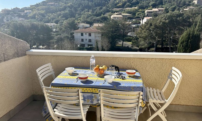 Antheor Apartamento | Estudio con altillo, aire acondicionado, terraza y aparcamiento cerca de la playa en Saint-Raphaël