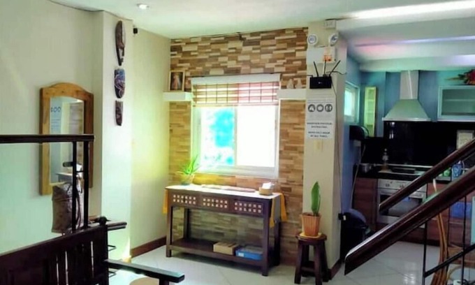 San Juan Apartamento | MH Dayaw Room in Urbiztondo, San Juan, LU