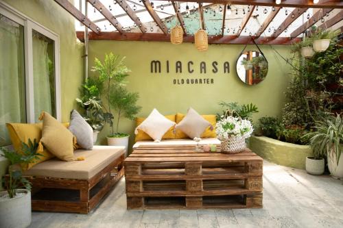 Hanoi Backpacker Quarter Apartamento | MiaCasaOldQuarter - 3 Beds - Netflix-Big Balcony