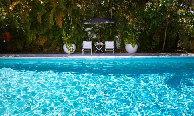 El Portal Casa | Miami Pool Cottage in El Portal