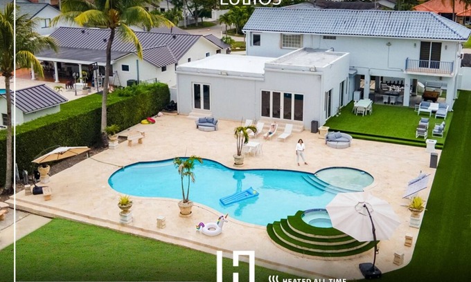 Ludlam Casa | Miami Villa: Pool, Hot Tub, Billiards, 5BR