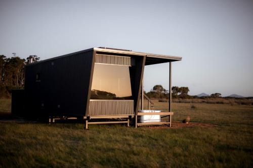 Merivale Apartamento | Michael the Tiny Cabin in Esperance