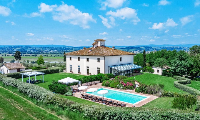 Le Piazze Casa | Michelangioli by Interhome