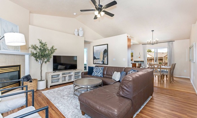Southeast Boise Casa | Micron Landing – Midterm Ready