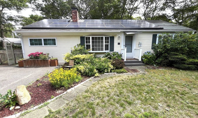 South Yarmouth Casa | Mid-Cape Remodeled House with WiFi, AC, Smart TV, Laundry, and Fenced-in Yard