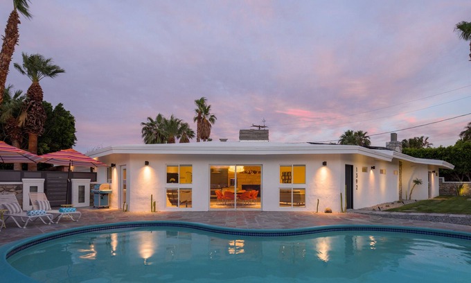 Sunrise Vista Chino Casa | Mid-Century Architectural Gem in the Heart of Palm Springs #5028