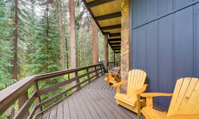 Dumont Cabina | Mid-Century Cabin: Creekside, Easy Access to i-70