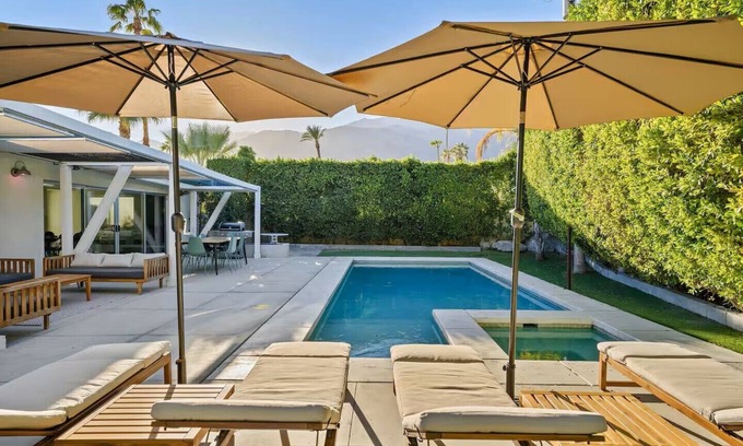 Sunrise Vista Chino Casa | Mid-Century Estate located in the movie colony neighborhood.