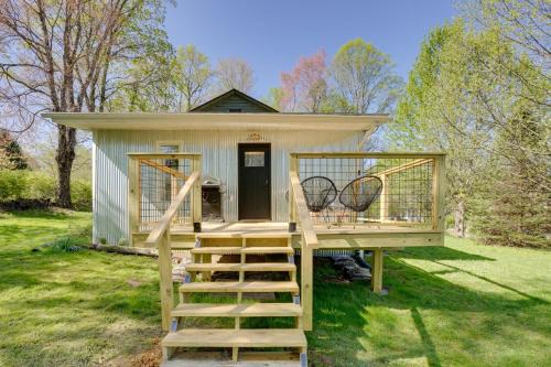 Fayetteville Casa | Mid-Century Modern Fayetteville Home Close to Town