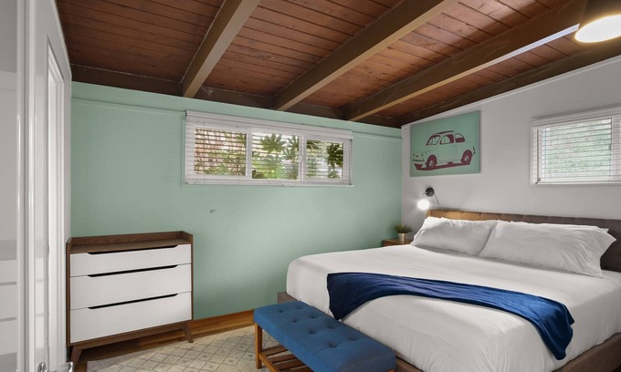 Modesto Casa | ★Mid-Century Modern Home - Close to Downtown★