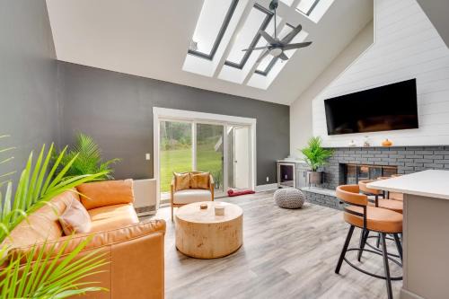 Plymouth Apartamento | Mid-Century Tenney Mountain Condo Near Hiking