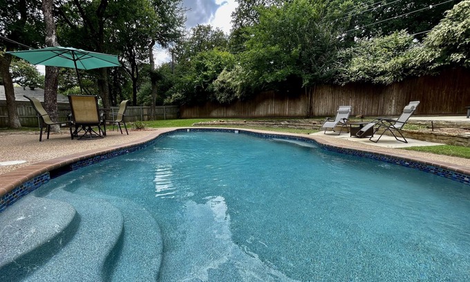 North Richland Hills Casa | Mid-Cities Oasis: Pool, Hot Tub, and Pet-Friendly