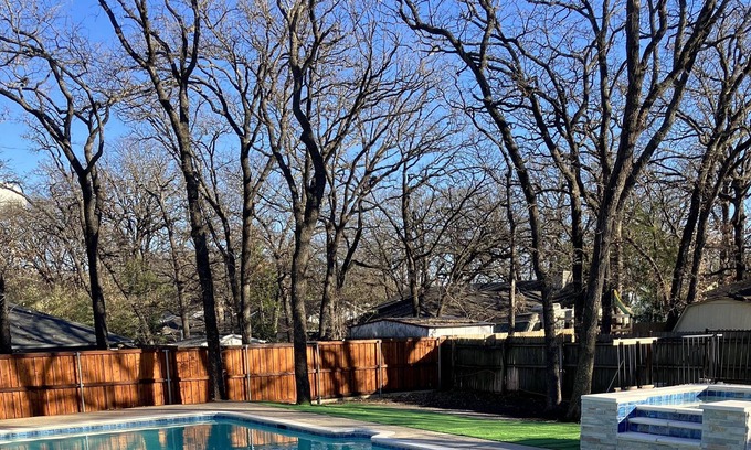 Euless Casa | Mid City Oasis