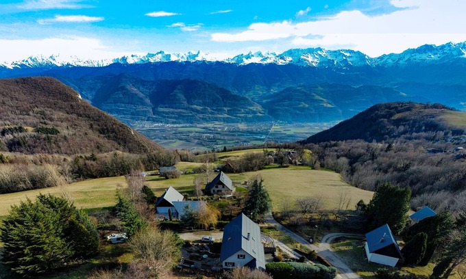 Saint-Bernard Apartamento | Mid-range mountain apartment with breathtaking views of the Alps