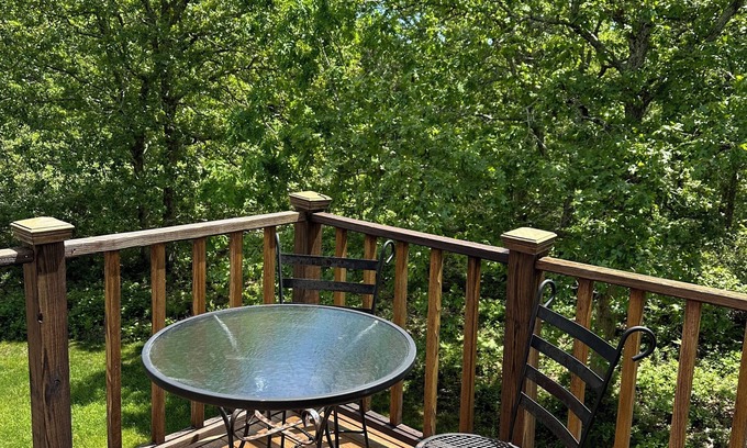 West Tisbury Casa | Mid Island Family retreat