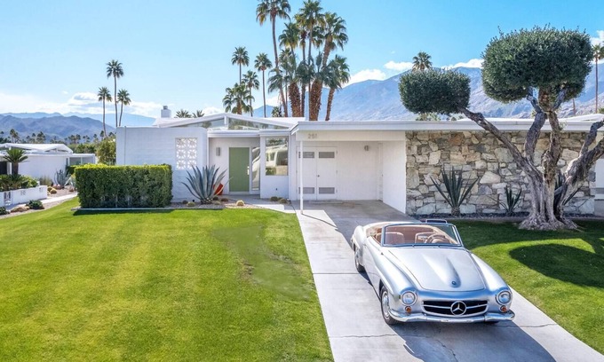 Canyon View Estates Casa | Mid-Mod Desert Escape, Iconic Canyon View Estates! Pet! 🌟Modernism Wk ‘25 🌟
