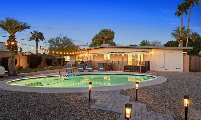 Tempe Casa | Mid Mod Desert Oasis - FREE Heated Pool by Old Town, ASU, Golf & Spring Training
