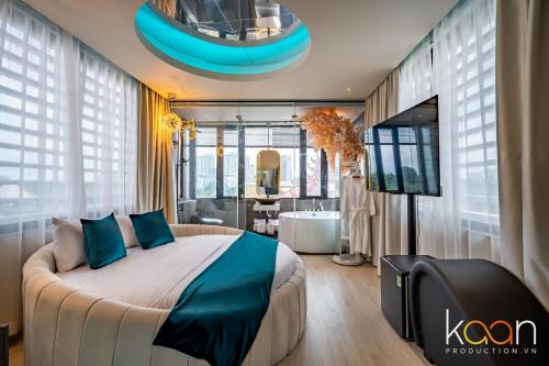 District 10 Hotel | Midas Hotel