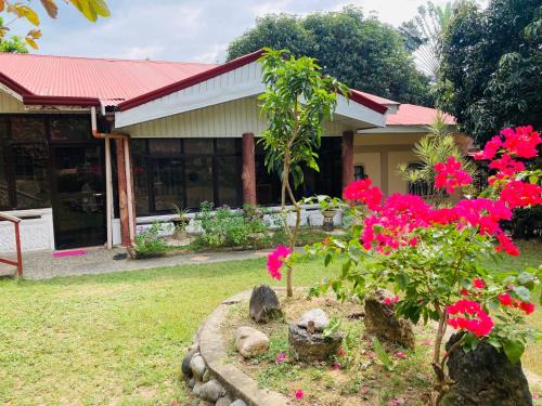 Sison Casa | Middle bedroom, McKirdy's Farm