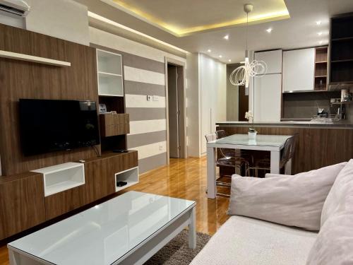 Grbavica Apartamento | Midtown Boutique Apartment