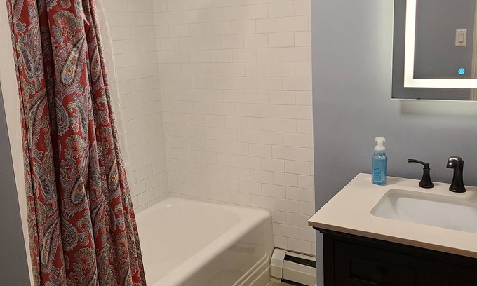 Glens Falls Casa | Midway between Saratoga Springs and Lake George