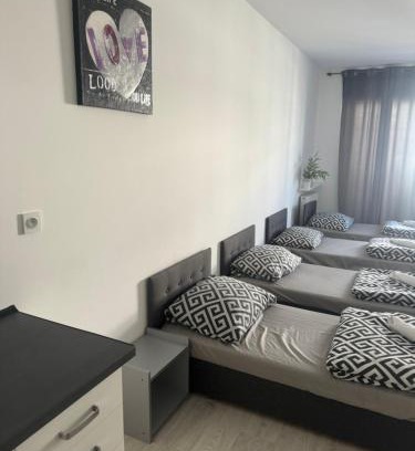 Tomaszow Mazowiecki Apartamento | Mieszkanie dla 7 osób Quick Check In