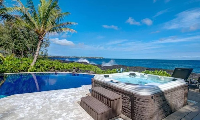 Keaau Casa | Mika Kai 4 bd w/Pool and Hot Tub - Epic Spot for Whale Watching!!!