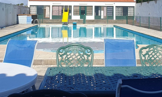 Vila Franca do Campo Condominio | Pool House - Private Parking, big Pool, bar & BBQ