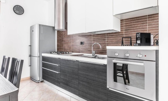 Morivione Apartamento | Milan - Bocconi e Navigli - Spacious 3BR Apartment 95 m - Free Parking