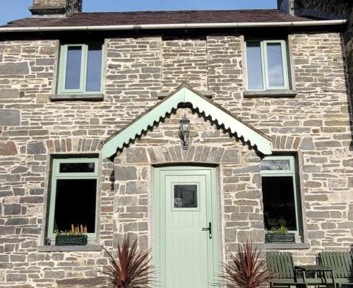 Llanddeiniol Casa | Mill Cottage