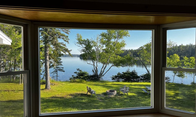 Trenton Casa | LABOR DAY WEEK 8/31-9/7! Mill Cove, relaxing shorefront home, close to Acadia.