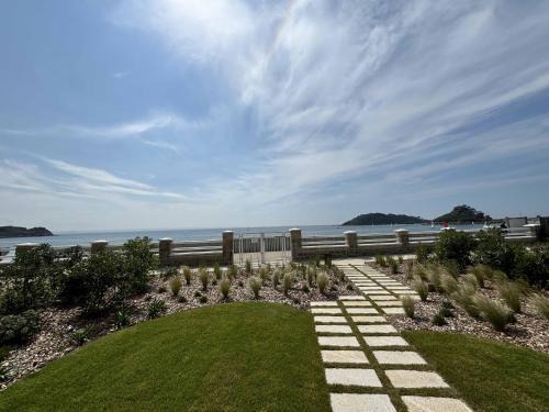 Trebeurden Apartamento | Milliau T2 piscine et vue mer