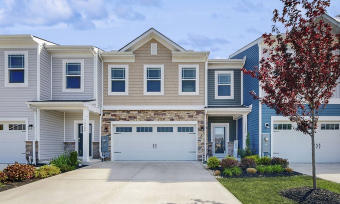 Millville Casa | Millville by the Sea townhome with clubhouse, pools & wellness center access