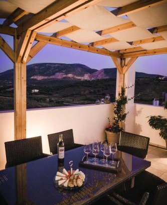 Markopoulon Villa | MiLo Luxury House -Free Airport pick up-10min drive