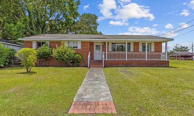 Morehead City Casa | Milta's Manor