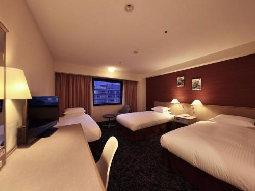 Suita Hotel | Minamisenri Crystal Hotel - Vacation STAY 78162v