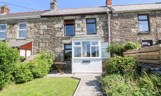 Trewellard Casa | Miners Cottage