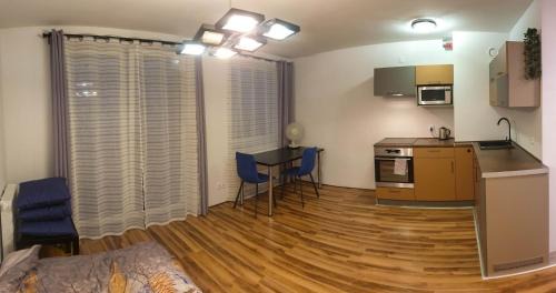 Pradnik Bialy Apartamento | Mini Apartament Kraków PN/Cracow NORTH z parkingiem