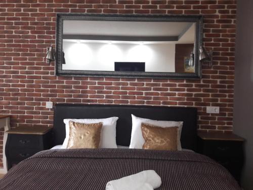 Holosiivskyj Hotel | Mini Hotel on Demiivska