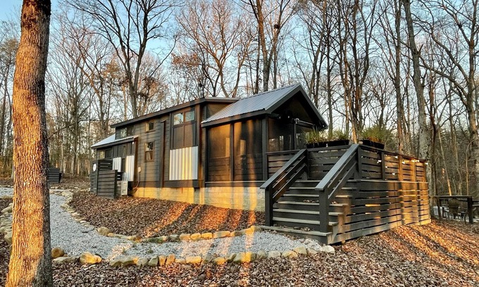 Tracy City Cabina | Mini Manor on the Mountain at The Retreat at Water's Edge