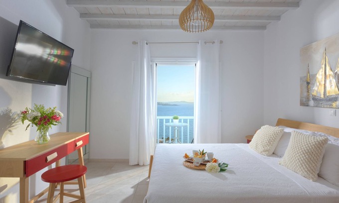 Agios Stefanos Casa | Mini Suite with Sea View