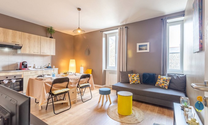 Saint-Coulomb Apartamento | Minihic - appartement avec jardin