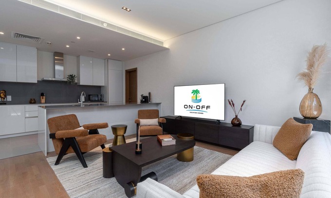 Al Wasl Apartamento | Minimal Luxe huge size apartment