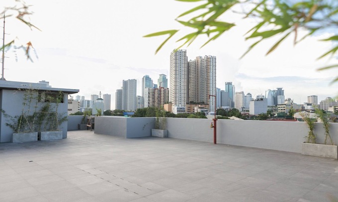 Kapitolyo Apartamento | Minimalist Japanese-style Serviced Apartments | Staycation | BGC Area