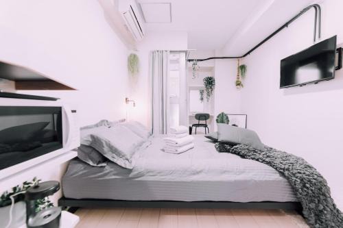 Minami Apartamento | Minimalist Loft Namba Compact Studio with a 24-hour Gym MA203