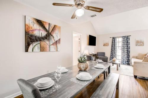 Savannah Casa | Mins to Downtown & Islands! Robinhood Cottage